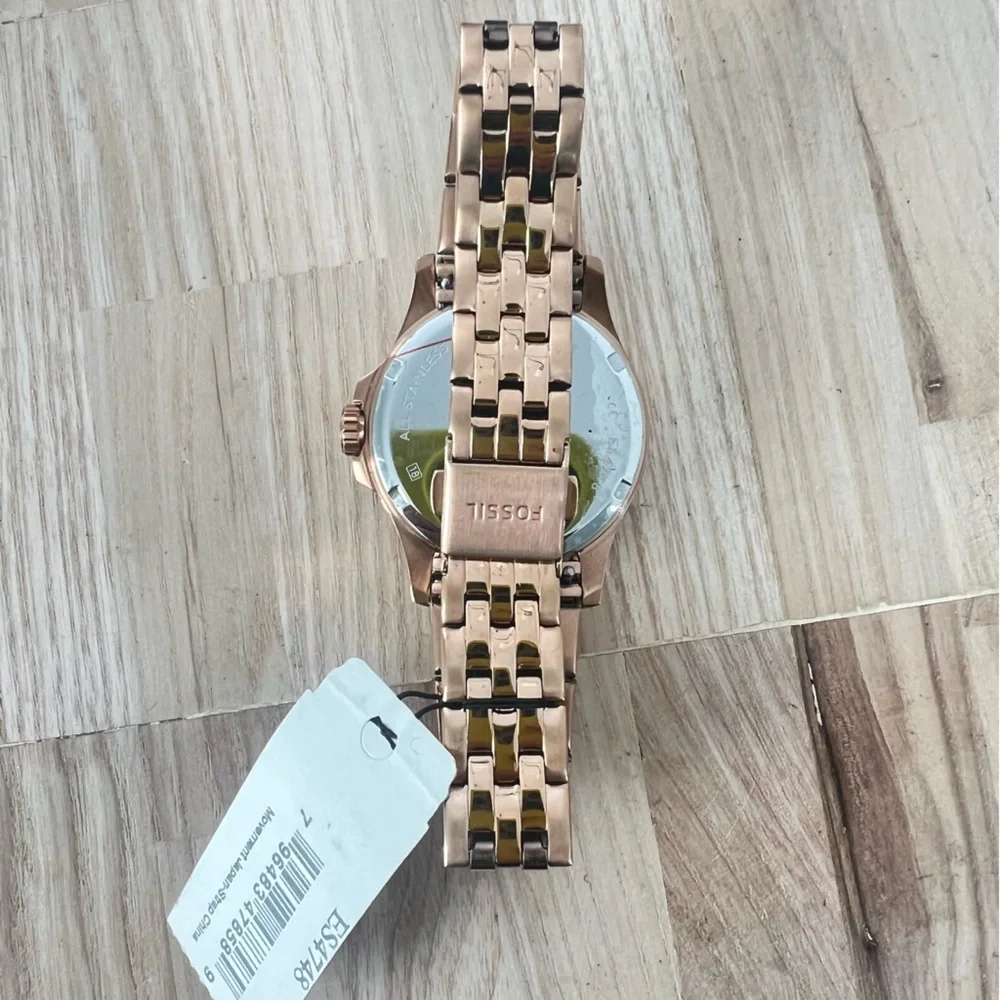 Fossil ladies rose gold tone sporty fashion watch NEW BATTERY